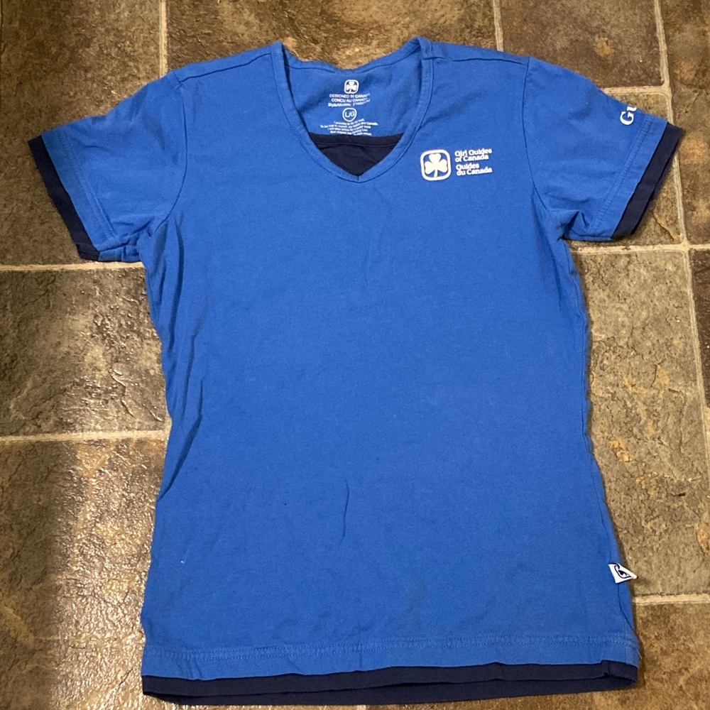 Girl Guide Uniform - Picture 2 of 4